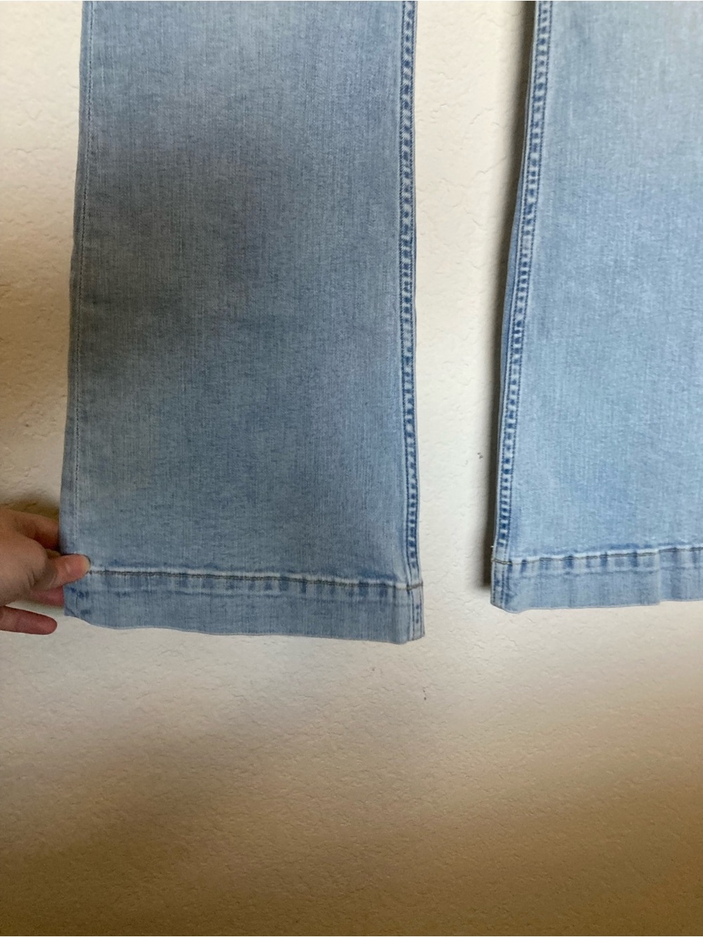 NWT Spanx flare jeans size 4 - Picture 3 of 7